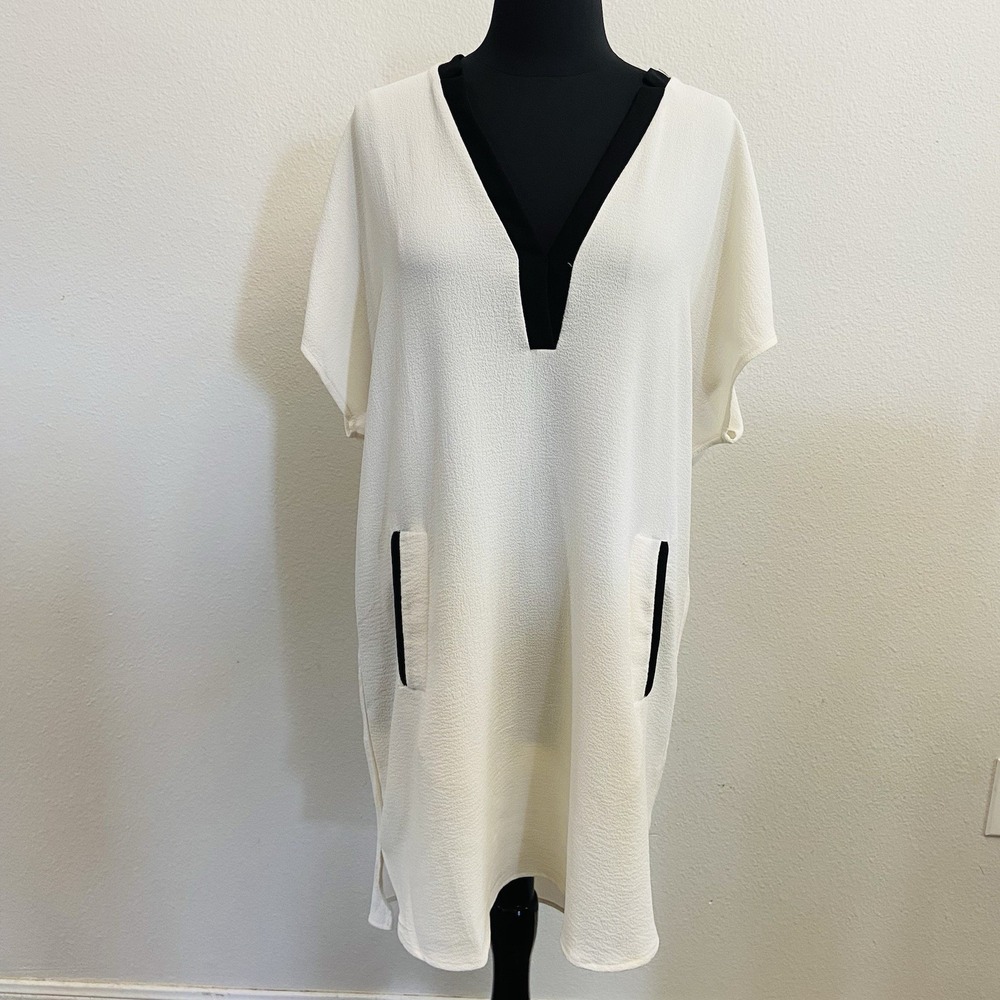 ASTR The Label Dress Womens Large Off White V Neck Crepe Short Sleeve Tunic Mini